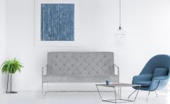 Dallas 2-Sitzer Sofa mit silbernen Metallfüßen und Samtbezug, Silber