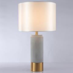 Zippy Tischlampe aus grauem Beton und goldenem Metall